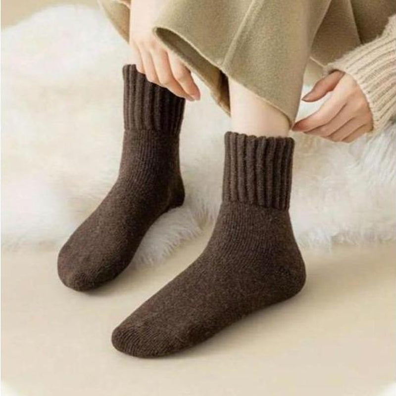 Women'S Casual Soft Comfy Warm Socks for Fall & Winter Solid Mid-Calf Socks for Daily Wear 5 Pairs Pack Machine Washable Polyester Knitting Basic Minimalist Outfit